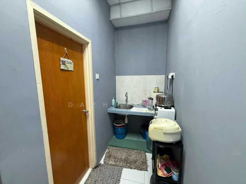 Kilang untuk Disewa di Iskandar Puteri (Nusajaya) (Johor) - Daphne Lee - Kitchen - PropertyGuru.com.my
