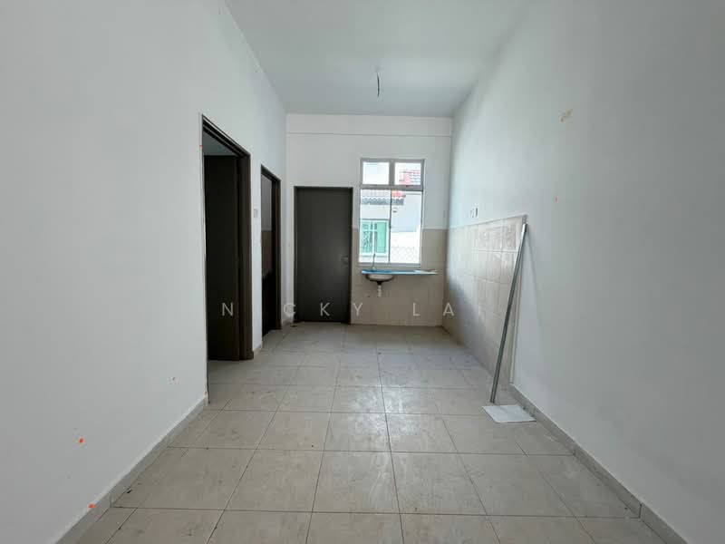 2.5-storey Terraced House for Sale in Taman Kundang Jaya (Rawang) - Nicky Lai - Interior - PropertyGuru.com.my