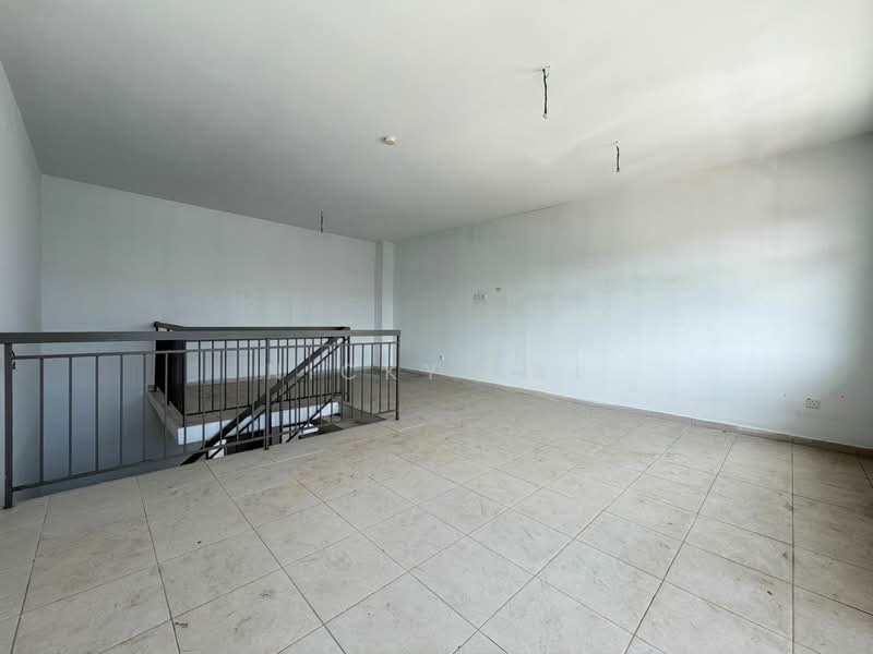 2.5-storey Terraced House for Sale in Taman Kundang Jaya (Rawang) - Nicky Lai - Interior - PropertyGuru.com.my