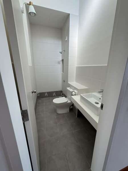2-storey Terraced House for Rent in Beranang (Selangor) - Isaac Sim - Bathroom - PropertyGuru.com.my