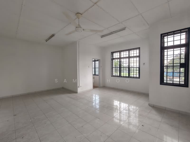 Rumah Teres 2 Tingkat untuk Dijual di Taman Desa Cemerlang (Ulu Tiram) - Sammi Hoo - PropertyGuru.com.my