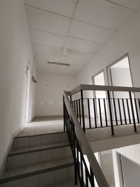 Rumah Teres 2 Tingkat untuk Dijual di Taman Desa Cemerlang (Ulu Tiram) - Sammi Hoo - PropertyGuru.com.my