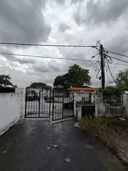 Rumah Teres 2 Tingkat untuk Dijual di Taman Desa Cemerlang (Ulu Tiram) - Sammi Hoo - PropertyGuru.com.my