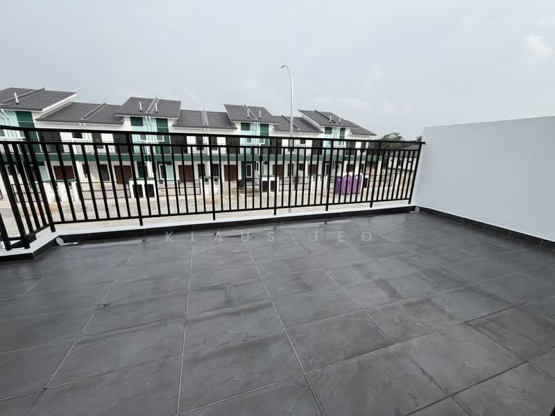 2-storey Terraced House for Sale in Telok Panglima Garang (Selangor) - Klaus Teo - Exterior - PropertyGuru.com.my