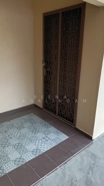 Rumah Teres 2 Tingkat untuk Dijual di Kuala Lumpur (Kuala Lumpur) - Reena Nagalingam - Entrance - PropertyGuru.com.my