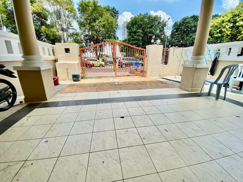 Rumah Teres 2 Tingkat untuk Dijual di Alam Nusantara (Setia Alam) - Adi Mohamad - Exterior - PropertyGuru.com.my