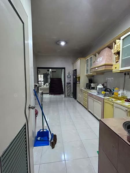 Rumah Teres 2-Tingkat untuk Dijual di Taman Pelangi Indah (Ulu Tiram) - Guang Jun Loh - PropertyGuru.com.my