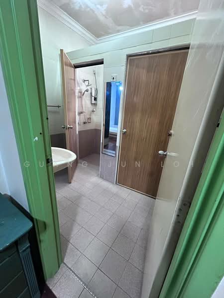 Rumah Teres 2-Tingkat untuk Dijual di Taman Pelangi Indah (Ulu Tiram) - Guang Jun Loh - PropertyGuru.com.my