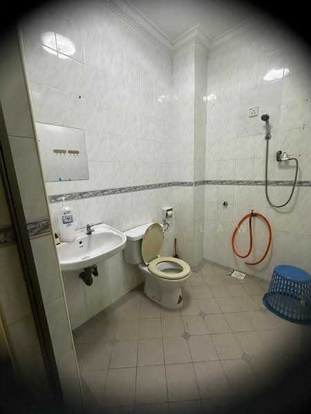 2-storey Terraced House for Rent in Bandar Baru Permas Jaya (Permas Jaya) - Jocelyn Law - Bathroom - PropertyGuru.com.my