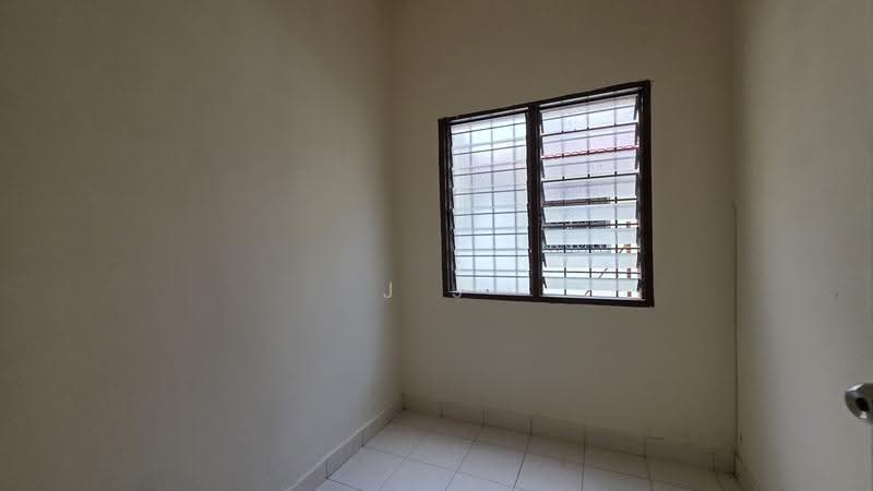 Rumah Teres untuk Dijual di Kota Kemuning (Shah Alam) - J J - PropertyGuru.com.my