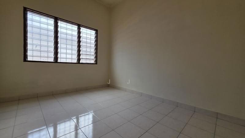 Rumah Teres untuk Dijual di Kota Kemuning (Shah Alam) - J J - PropertyGuru.com.my