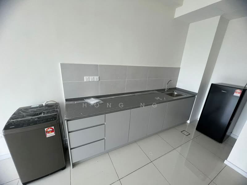 Servis Apartment untuk Dijual di The Glenz @ Glenmarie - Hong Ng - Kitchen - PropertyGuru.com.my