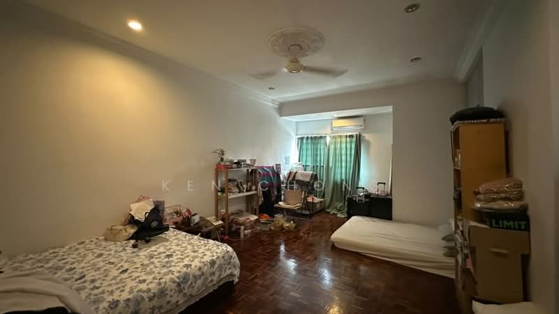 Rumah Teres 2.5 Tingkat untuk Dijual di Bandar Country Homes (Rawang) - Ken Chong - Bedroom - PropertyGuru.com.my