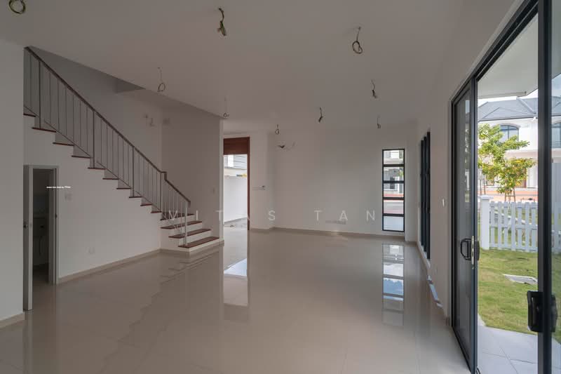 Rumah Berkembar untuk Dijual di Setia Eco Park (Setia Alam) - Vitas Tan - Living Room - PropertyGuru.com.my