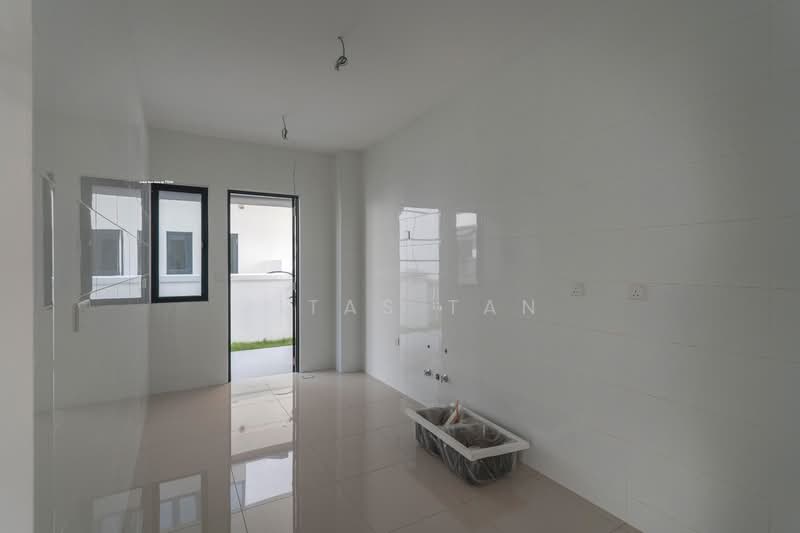 Rumah Berkembar untuk Dijual di Setia Eco Park (Setia Alam) - Vitas Tan - Kitchen - PropertyGuru.com.my