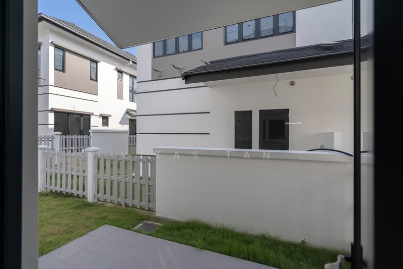 Rumah Berkembar untuk Dijual di Setia Eco Park (Setia Alam) - Vitas Tan - Exterior - PropertyGuru.com.my