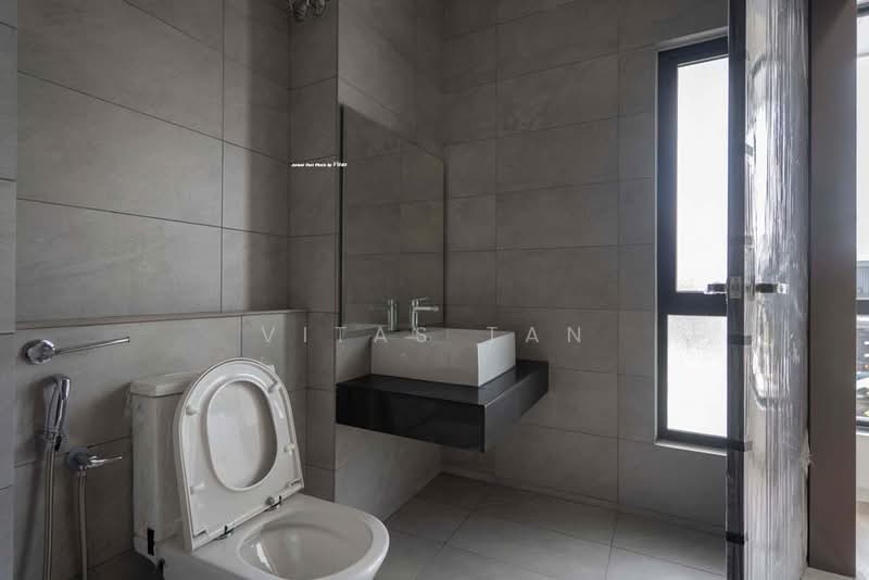 2-storey Terraced House for Sale in Bandar Bukit Raja (Klang) - Vitas Tan - Bathroom - PropertyGuru.com.my