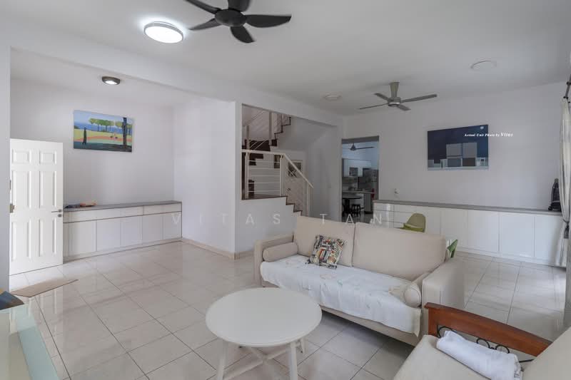 Rumah Berkembar untuk Dijual di Setia Damai (Setia Alam) - Vitas Tan - Living Room - PropertyGuru.com.my
