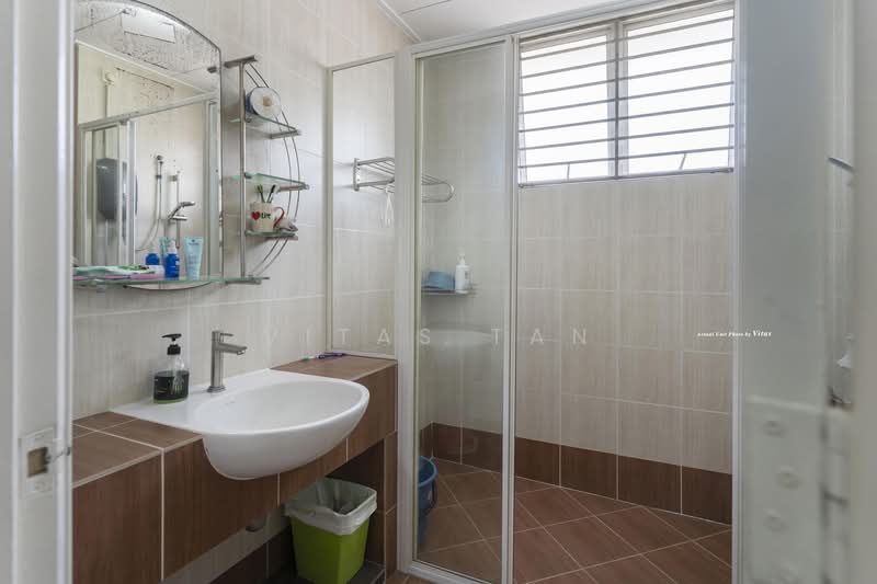 Rumah Berkembar untuk Dijual di Setia Damai (Setia Alam) - Vitas Tan - Bathroom - PropertyGuru.com.my