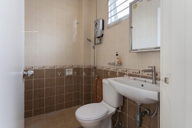 Rumah Berkembar untuk Dijual di Setia Damai (Setia Alam) - Vitas Tan - Bathroom - PropertyGuru.com.my