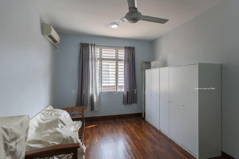 Rumah Berkembar untuk Dijual di Setia Damai (Setia Alam) - Vitas Tan - Bedroom - PropertyGuru.com.my