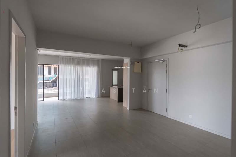 Condominium for Sale at Utamara Boutique Residences - Vitas Tan - Living Room - PropertyGuru.com.my