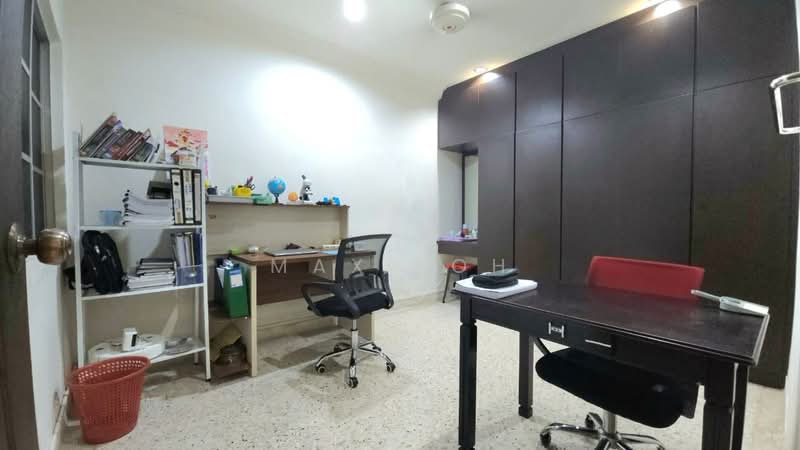 Semi-Detached House for Sale in Taman Perling (Perling) - Max Loh - Study - PropertyGuru.com.my
