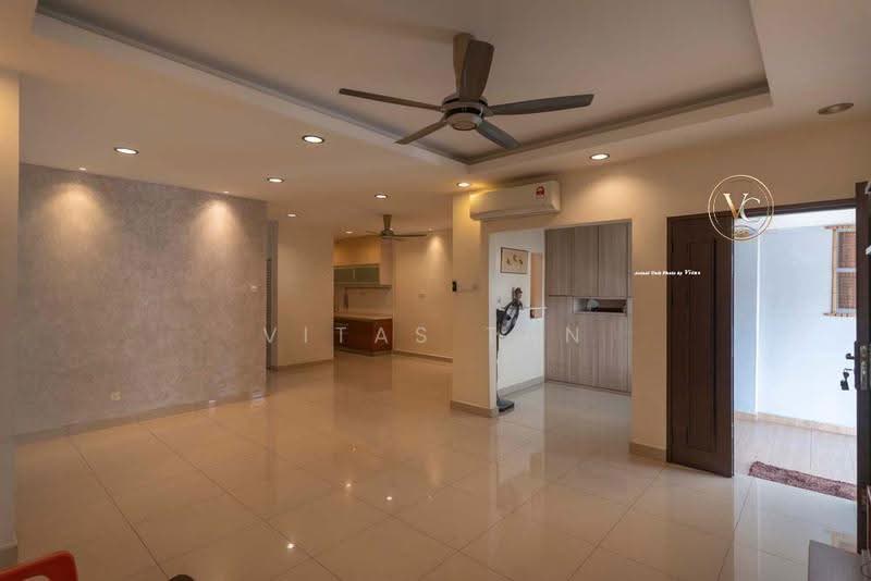 2-storey Terraced House for Sale in Bandar Bukit Raja (Klang) - Vitas Tan - Living Room - PropertyGuru.com.my