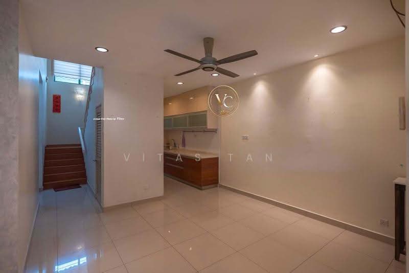 2-storey Terraced House for Sale in Bandar Bukit Raja (Klang) - Vitas Tan - Living Room - PropertyGuru.com.my