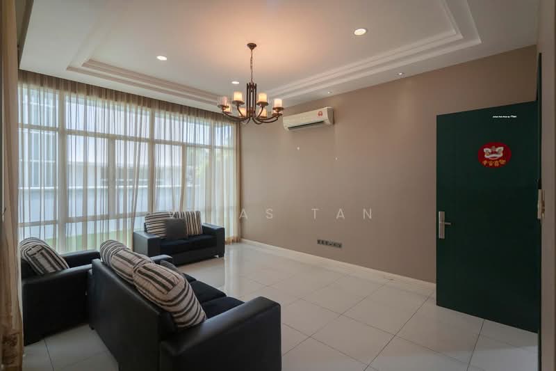 Semi-Detached House for Sale in Setia Eco Park (Setia Alam) - Vitas Tan - Living Room - PropertyGuru.com.my