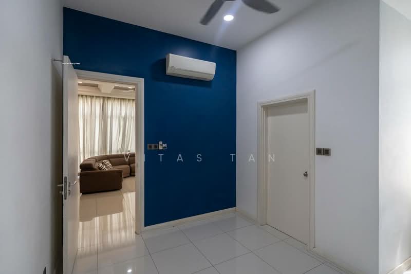 Semi-Detached House for Sale in Setia Eco Park (Setia Alam) - Vitas Tan - Living Room - PropertyGuru.com.my