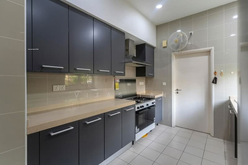 Semi-Detached House for Sale in Setia Eco Park (Setia Alam) - Vitas Tan - Kitchen - PropertyGuru.com.my