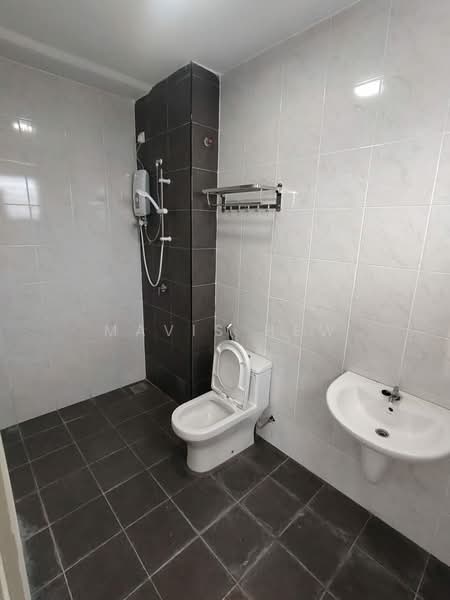 2-storey Terraced House for Rent in Johor Bahru (Johor) - Mavis Hew - Bathroom - PropertyGuru.com.my