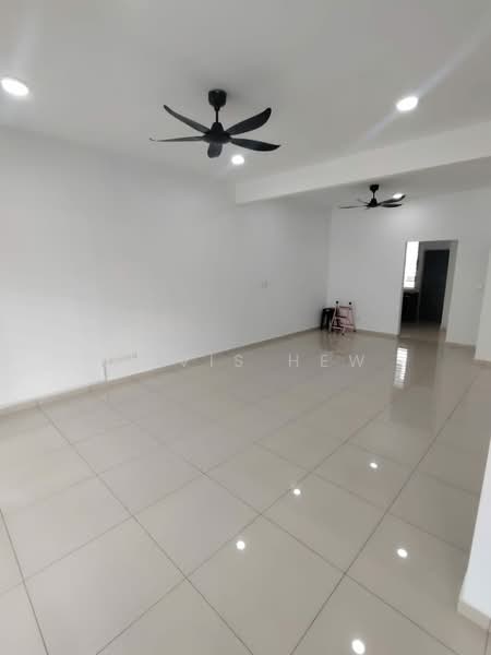 2-storey Terraced House for Rent in Johor Bahru (Johor) - Mavis Hew - Living Room - PropertyGuru.com.my