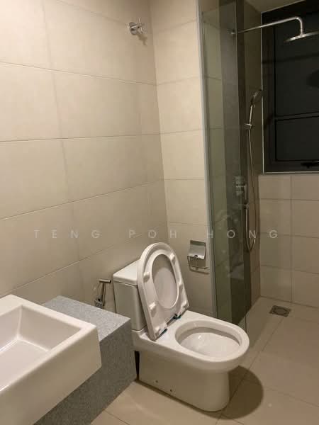Service Residence for Sale at Sfera Residency - Teng Poh Hong - Bathroom - PropertyGuru.com.my