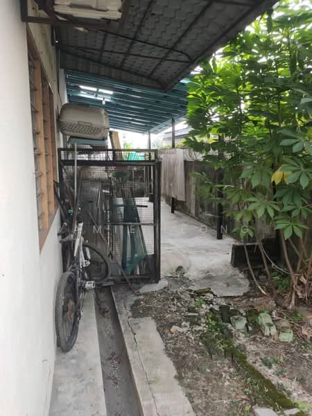 Rumah Berkembar untuk Dijual di Seksyen 3 (Petaling Jaya) - Jamie Leong - Exterior - PropertyGuru.com.my