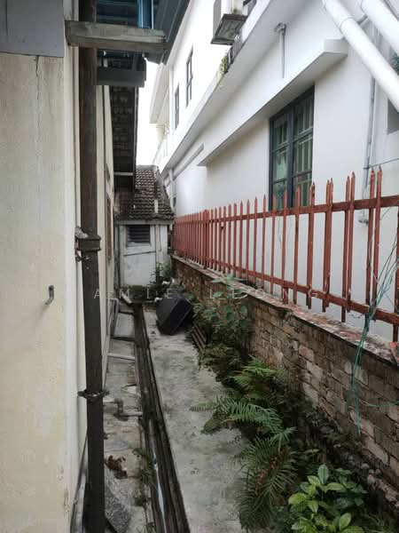 Rumah Berkembar untuk Dijual di Seksyen 3 (Petaling Jaya) - Jamie Leong - Exterior - PropertyGuru.com.my