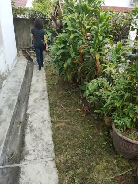 Rumah Berkembar untuk Dijual di Seksyen 3 (Petaling Jaya) - Jamie Leong - Exterior - PropertyGuru.com.my