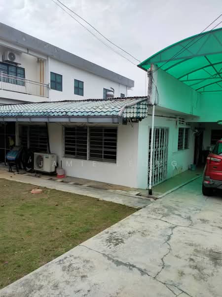 Rumah Berkembar untuk Dijual di Seksyen 3 (Petaling Jaya) - Jamie Leong - Exterior - PropertyGuru.com.my