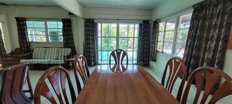 Rumah Berkembar untuk Dijual di Seksyen 3 (Petaling Jaya) - Jamie Leong - Living Room - PropertyGuru.com.my