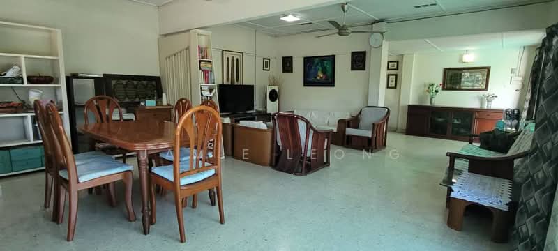 Rumah Berkembar untuk Dijual di Seksyen 3 (Petaling Jaya) - Jamie Leong - Living Room - PropertyGuru.com.my