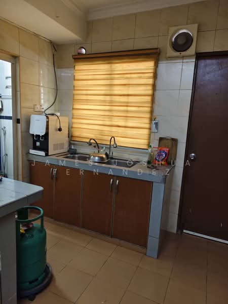 Terraced House for Sale in Batu Caves (Selangor) - James Joshua Fernandez - Kitchen - PropertyGuru.com.my