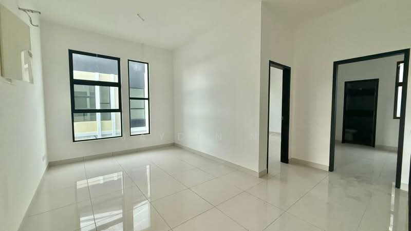 Cluster House for Sale in Taman Impian Emas (Skudai) - Jayden Ng - Living Room - PropertyGuru.com.my