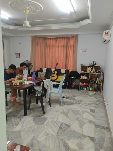 Bungalow for Sale in Taman Tasik Semenyih (Semenyih) - Peter Tan - Living Room - PropertyGuru.com.my