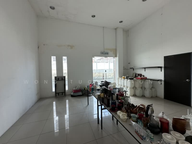 Kilang untuk Dijual di Taman Perindustrian Bukit Serdang (Seri Kembangan) - Wong Tuck Chiong - PropertyGuru.com.my