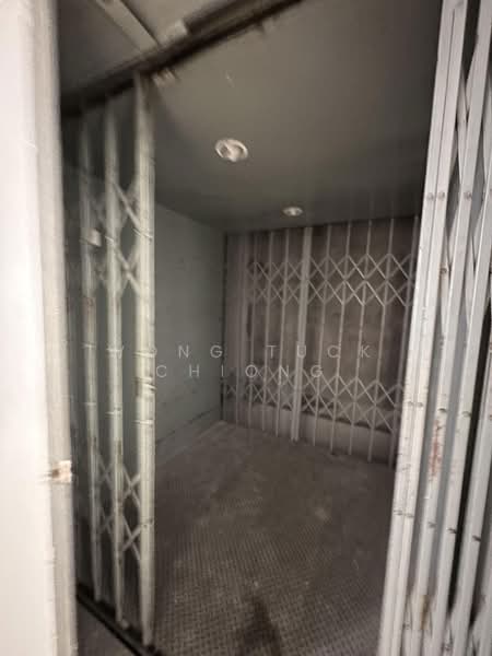 Kilang untuk Dijual di Taman Perindustrian Bukit Serdang (Seri Kembangan) - Wong Tuck Chiong - PropertyGuru.com.my