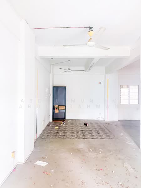 Shop / Office for Sale in Taman Sri Kenari (Kajang) - Abdul Mun'im Abdul Rahman - PropertyGuru.com.my