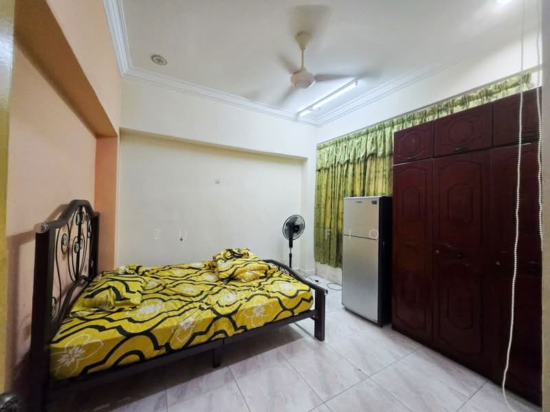 Kondominium untuk Dijual di Pandan Mewah Heights - Zul Syafiq - Bedroom - PropertyGuru.com.my