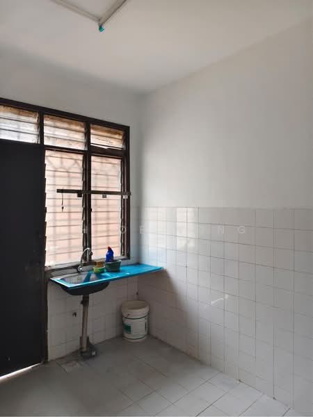 Rumah Teres 2-Tingkat untuk Disewa di Taman Putra Perdana (Puchong) - Chloe Wong - Kitchen - PropertyGuru.com.my