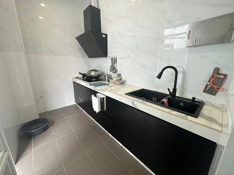 2-storey Terraced House for Sale in Kota Warisan (Sepang) - Kevin Foong - Kitchen - PropertyGuru.com.my